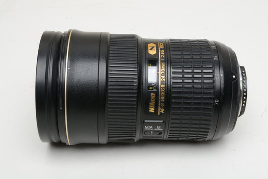 Nikon AF-S Nikkor 24-70mm f2.8G ED N zoom lens, caps, hood, boxed, USA Version, sharp!