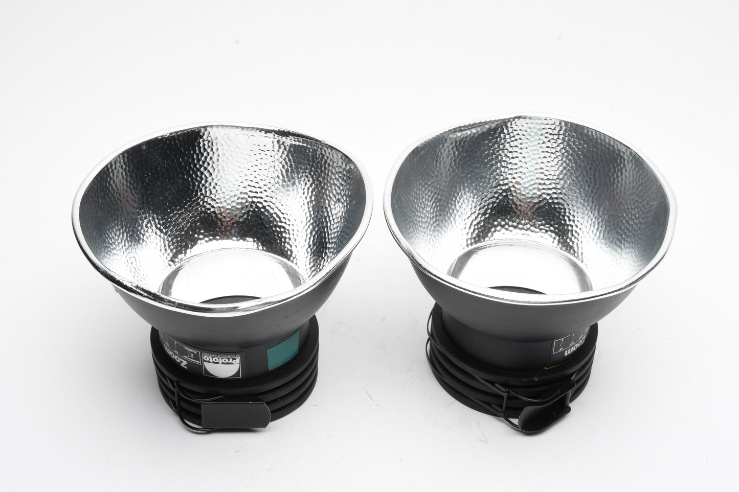 Profoto Acute 2R 1200W Flash Lighting Kit w/2 Acute D4 Heads, Case, Great!