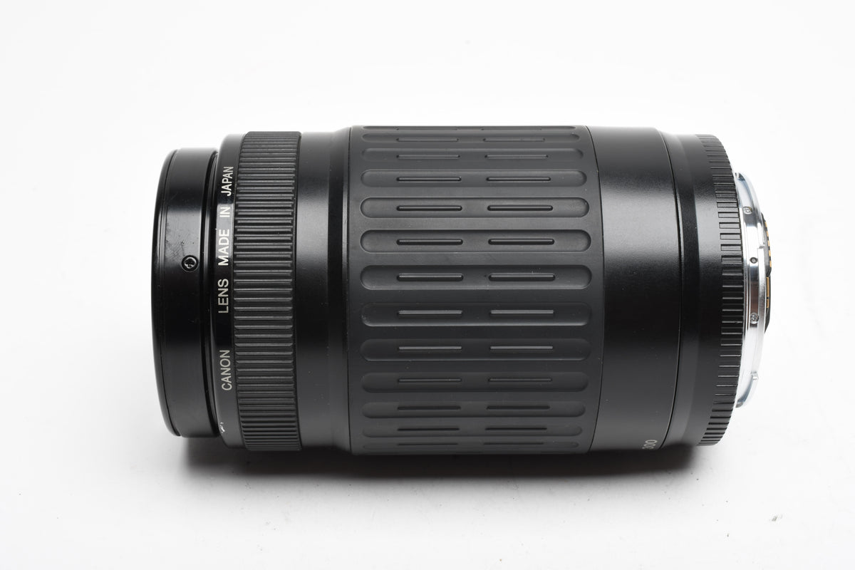 Canon EF 75-300mm f4-5.6 Telephoto zoom, caps, Great!