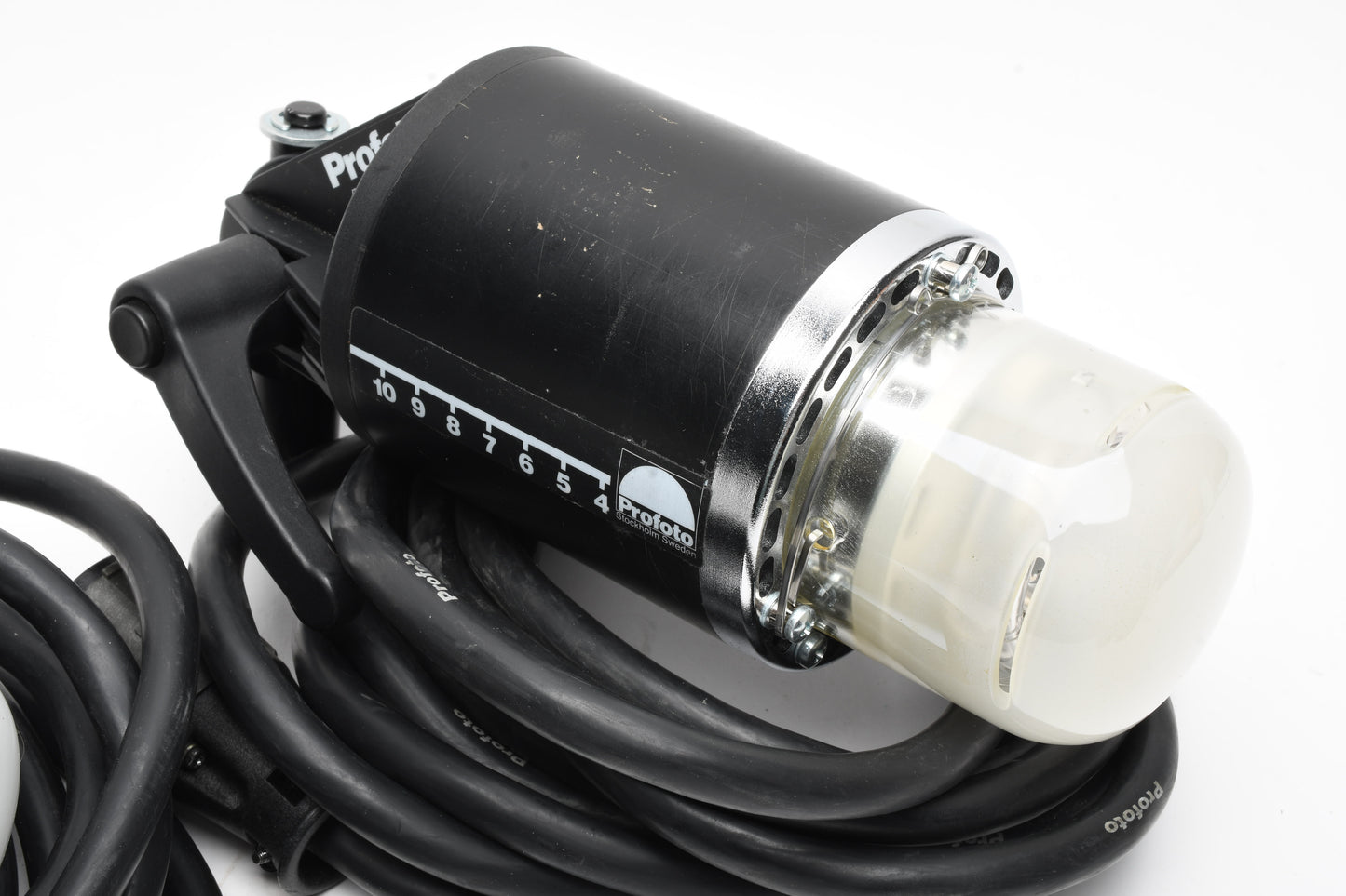 Profoto Acute 2R 1200W Flash Lighting Kit w/2 Acute D4 Heads, Case, Great!