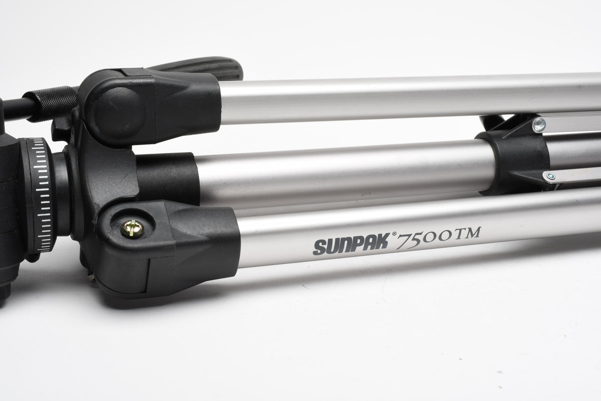 Sunpak Ultra 7500TM Tripod/Monopod with 3-way Fluid-effect Pan Head