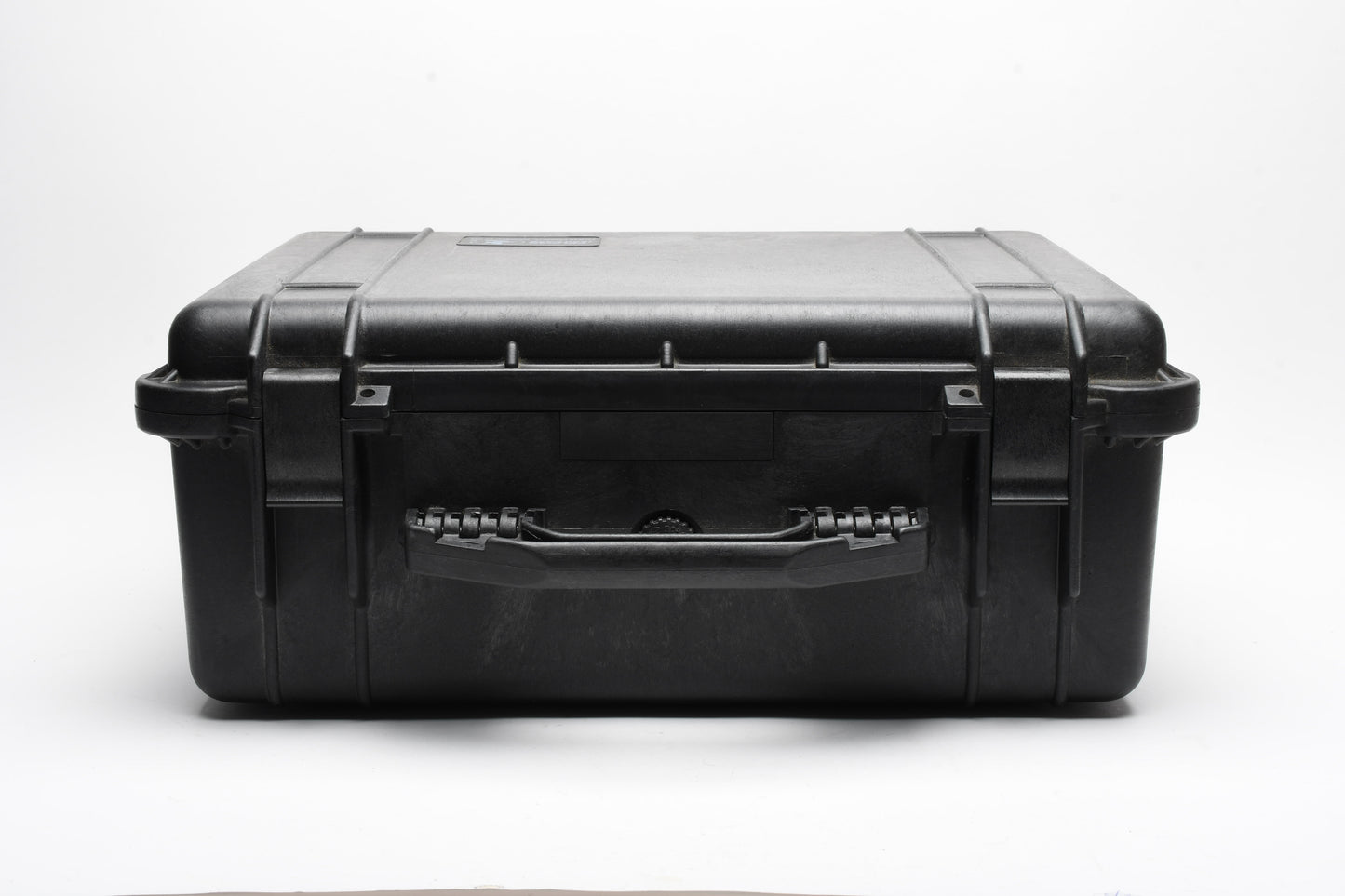 Pelican 1550 Black weatherproof case 20.7 × 17.2 × 8.4", clean, w/cut-up foam
