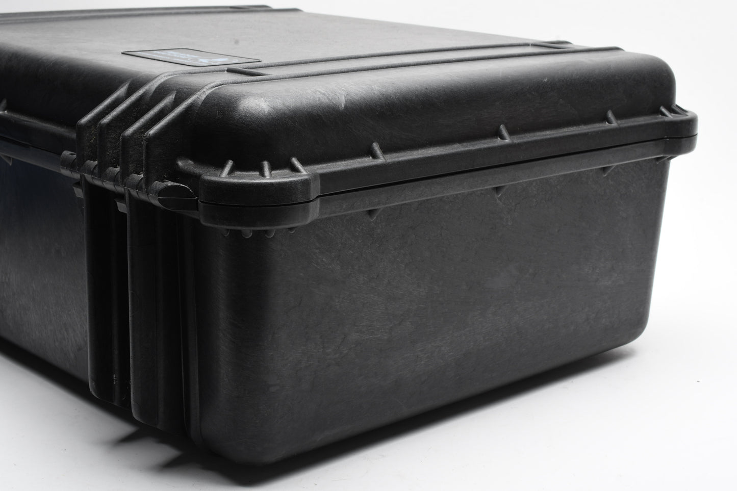Pelican 1550 Black weatherproof case 20.7 × 17.2 × 8.4", clean, w/cut-up foam