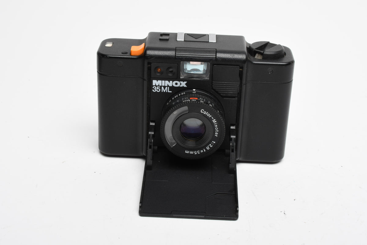 Minox 35 ML 35mm Point&Shoot w/35mm f2.8 Color-Minotar lens, Jewel case, Nice