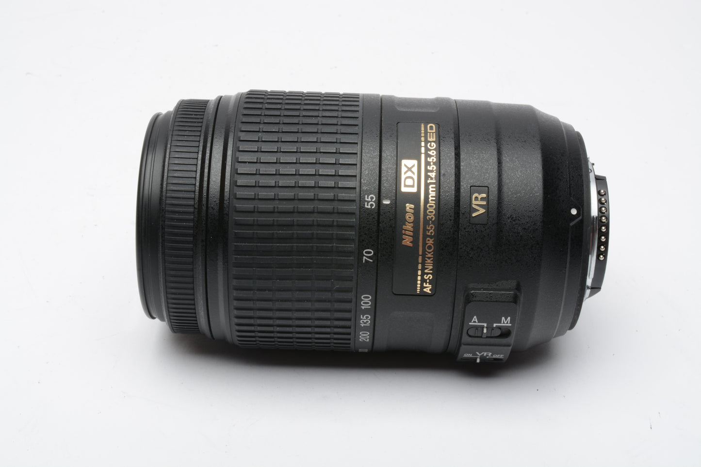 Nikon AF-S Nikkor 55-300mm f4.5-5.6G ED VR zoom lens, hood, pouch, Boxed, Mint