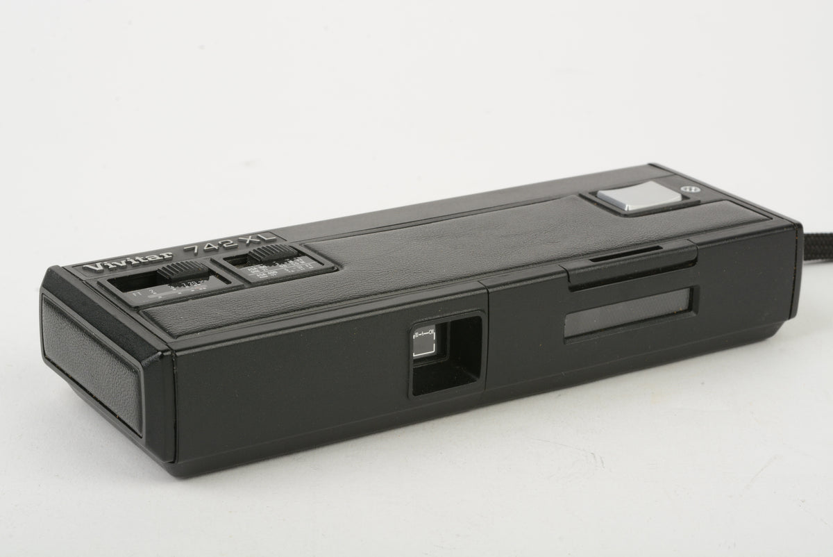 Vivitar 742 XL 110 camera in jewel case, clean + Instructions