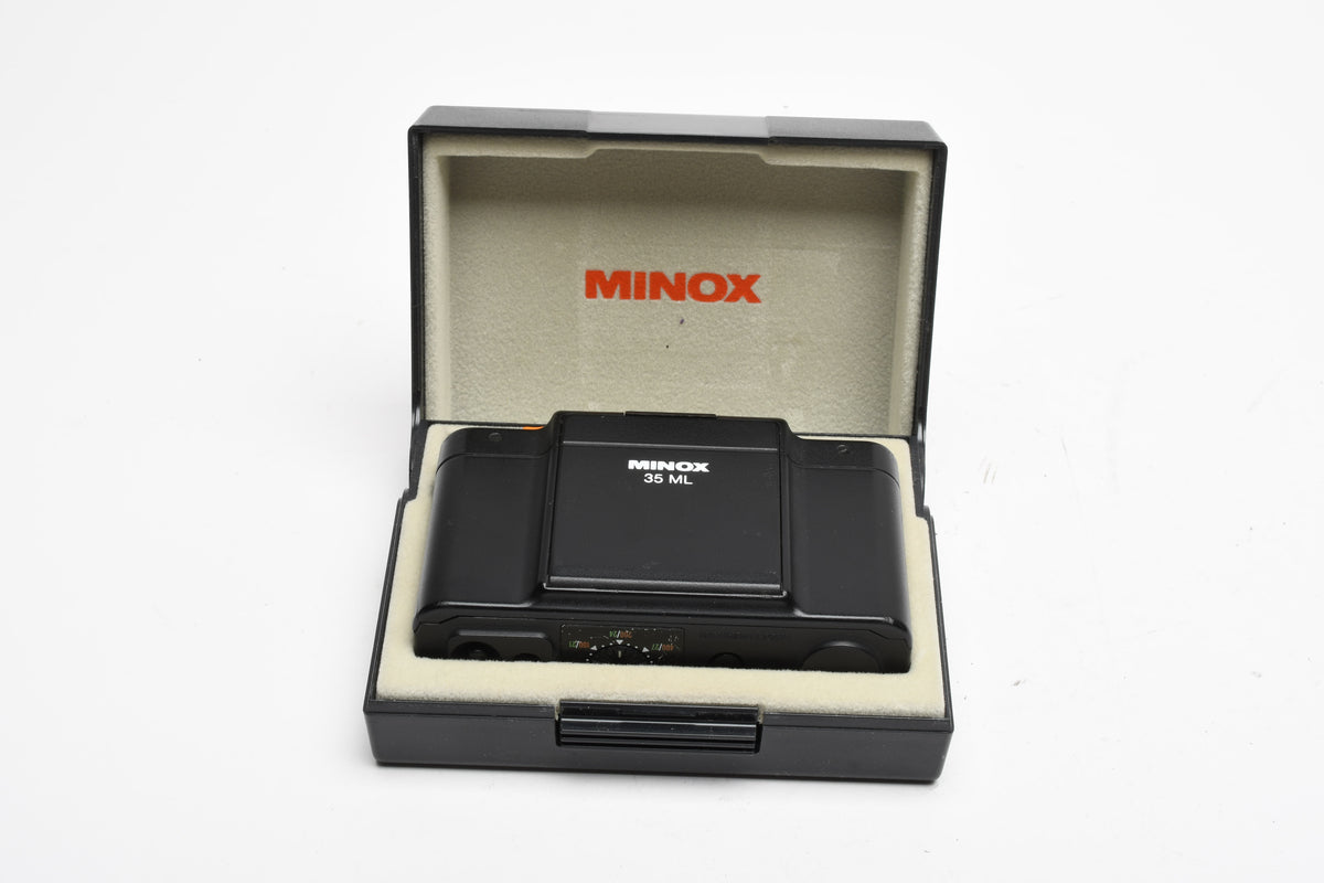 Minox 35 ML 35mm Point&Shoot w/35mm f2.8 Color-Minotar lens, Jewel case, Nice