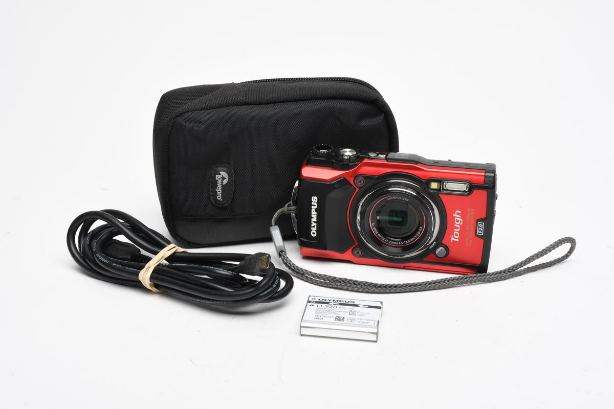 Olympus Tough TG-5 Red digital Point&Shoot w/batt, USB, Case, Tested, Good!