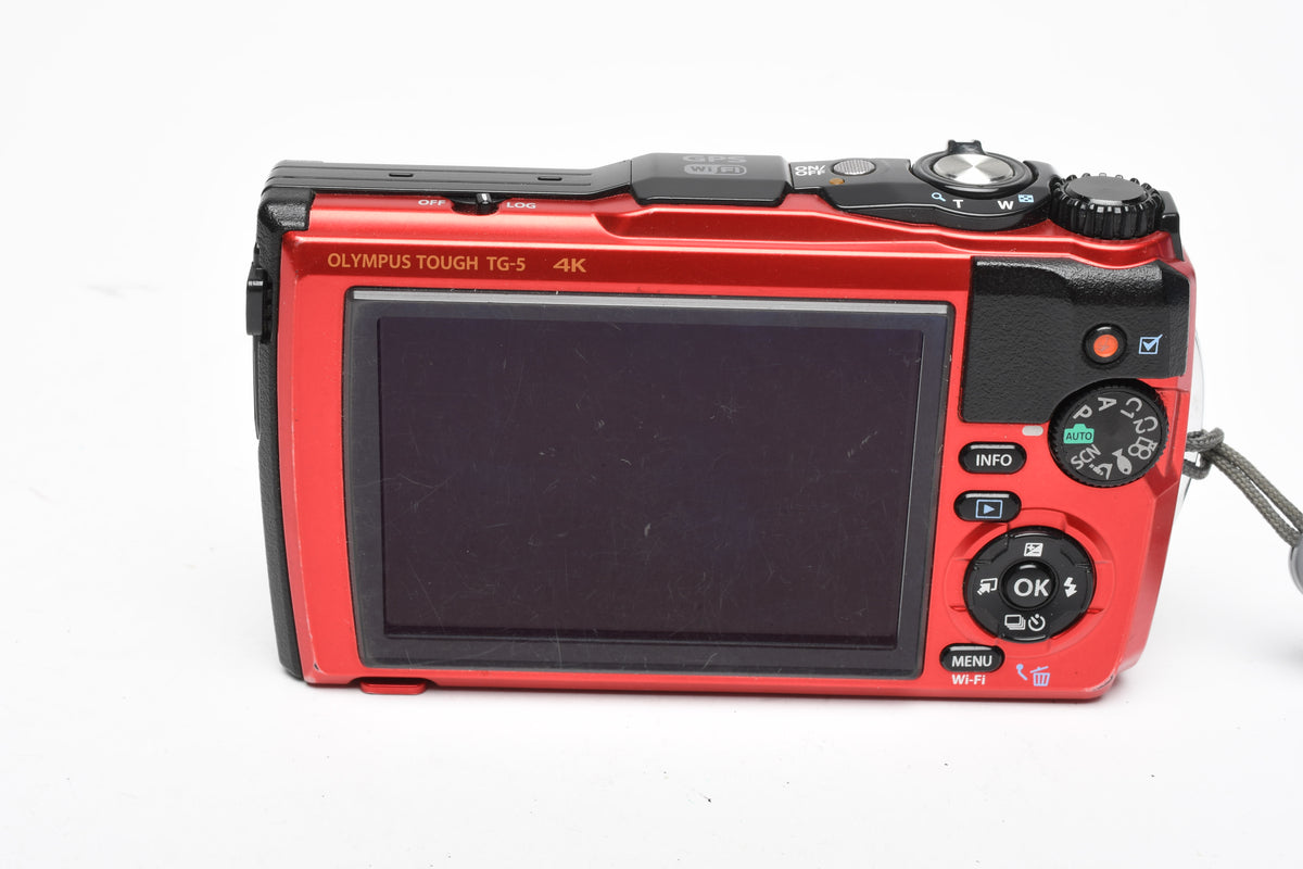 Olympus Tough TG-5 Red digital Point&Shoot w/batt, USB, Case, Tested, Good!