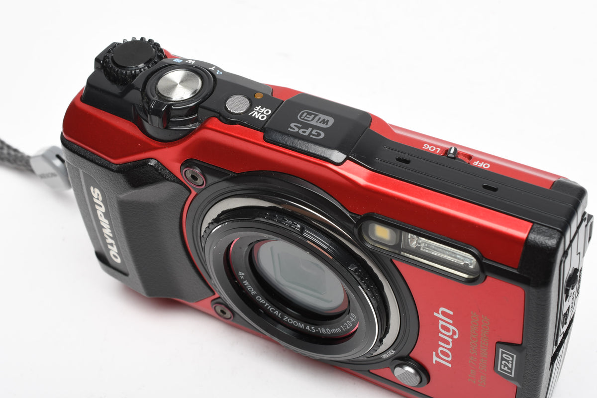 Olympus Tough TG-5 Red digital Point&Shoot w/batt, USB, Case, Tested, Good!