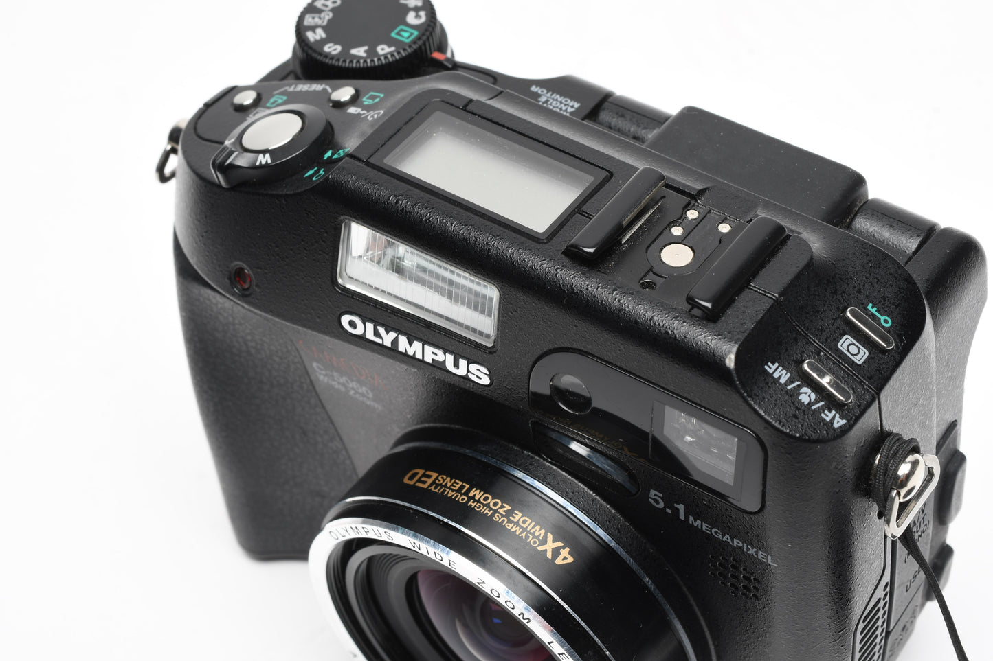 Olympus C5060 5.1MP Digital Point&Shoot camera, CF card, batt+charger, clean