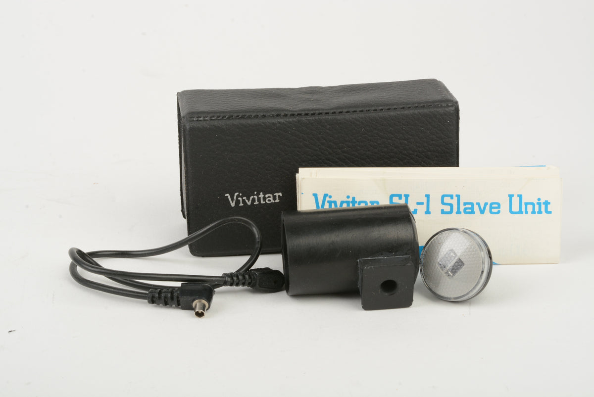 Vivitar SL-1 Micro flash slave w/Case, Sync cord, Instructions, tested, Great!
