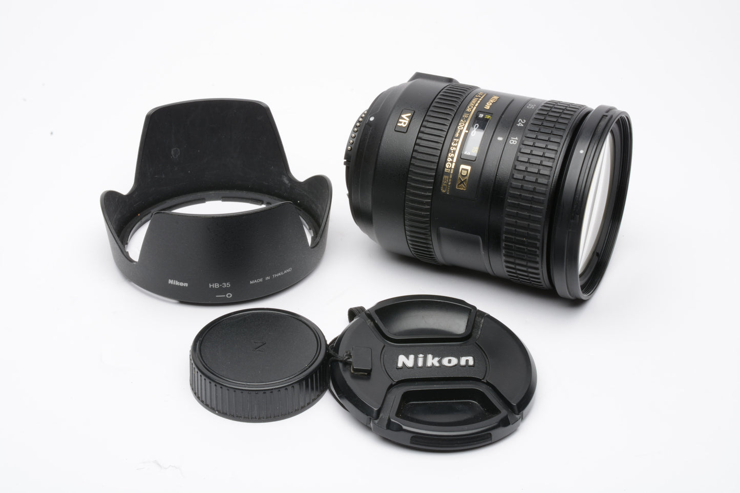 Nikon AF-S Nikkor 18-200mm f3.5-5.6G ED II Ed VR DX zoom lens, caps+hood, Nice!