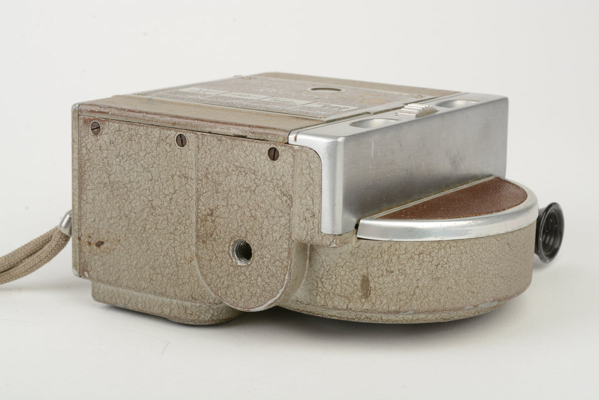 Revere Eight Model 70 Magazine Cine 8mm Movie Camera, strap, works! Vintage