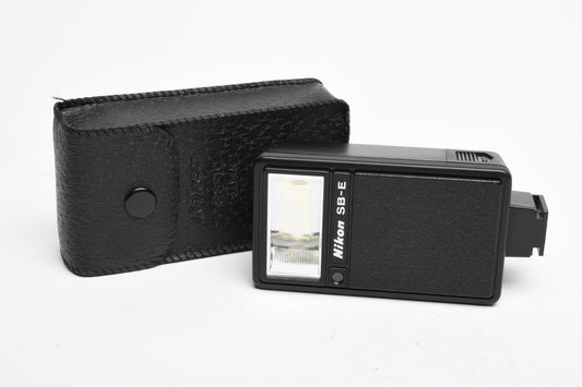 Nikon SB-E Speedlght flash, tested,  great, w/case