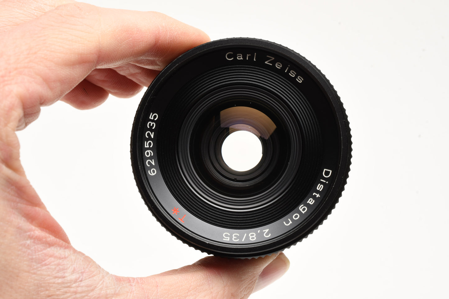 Contax Carl Zeiss Distagon T* 35mm f2.8 Lens AEJ C/Y Mount, Clean!