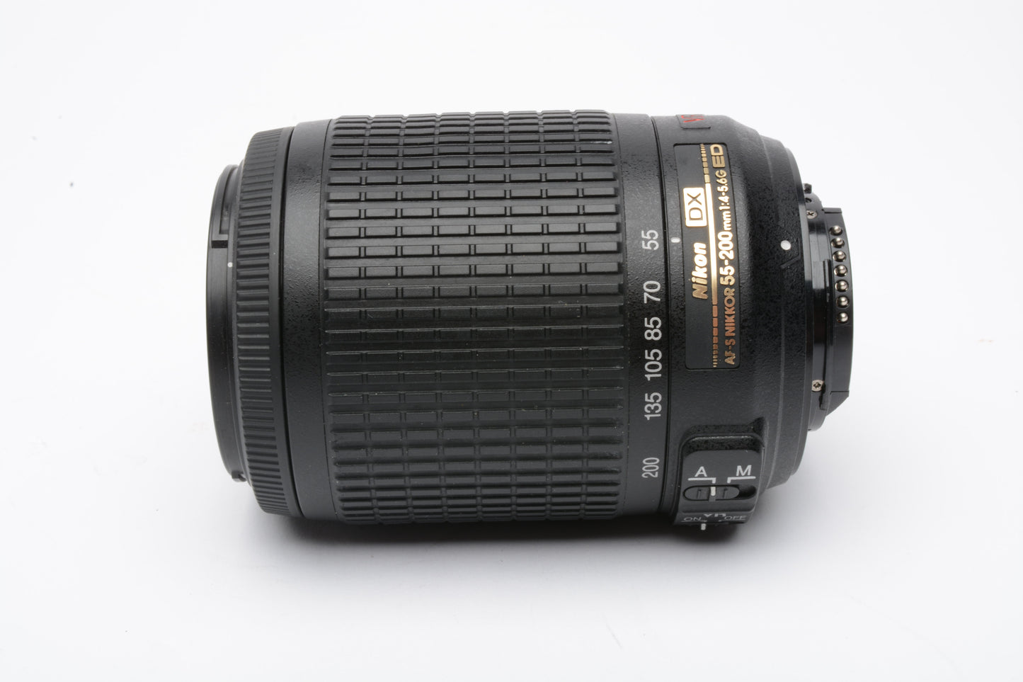 Nikon AF-S Nikkor 55-200mm f4-5.6G EF VR, very clean, hood+caps+pouch