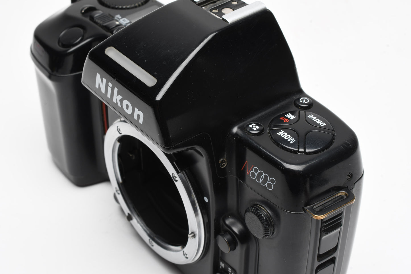 Nikon N8008 35mm SLR Body, cap, strap, tested, Good!