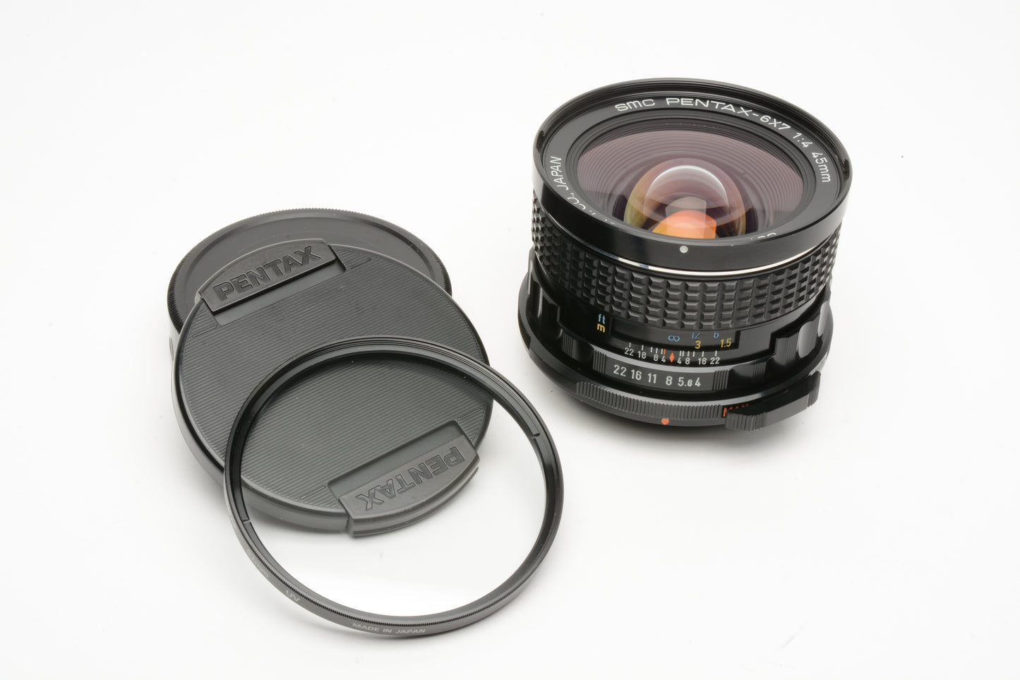 Pentax SMC 45mm f4 lens for Pentax 67, Latest version, caps, UV, Nice