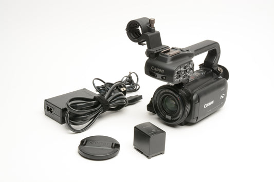 Canon XA10 Digital video camcorder w/batt, handle, Clean! Tested