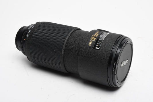 Nikon AF 80-200mm f2.8D ED zoom lens, caps, Nice & Sharp! Clean