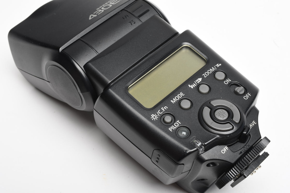 Canon 430EZ Speedlite Flash, Clean condition, tested, w/Case