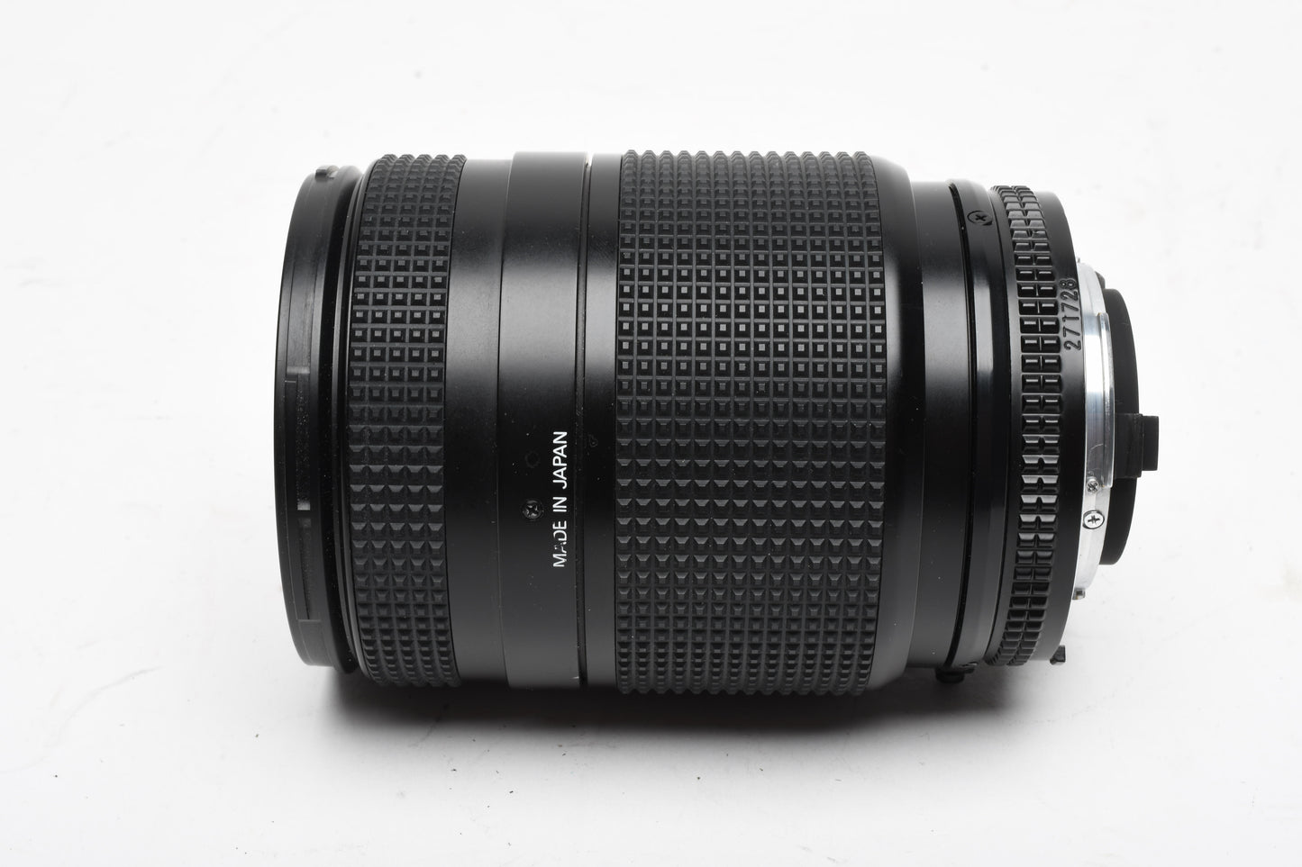 Nikon AF Nikkor 35-70mm f2.8 Macro zoom lens, Great glass, sharp! *Read