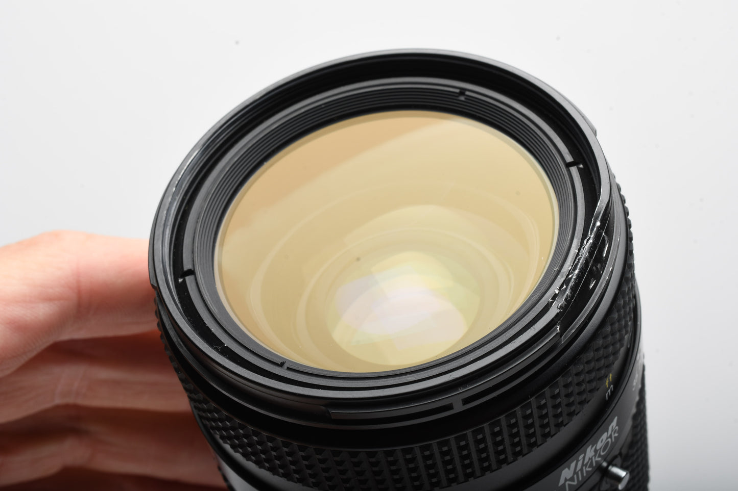 Nikon AF Nikkor 35-70mm f2.8 Macro zoom lens, Great glass, sharp! *Read