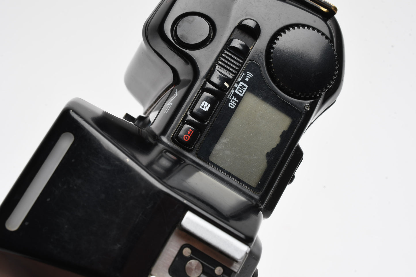 Nikon N8008 35mm SLR Body, cap, strap, tested, Good!
