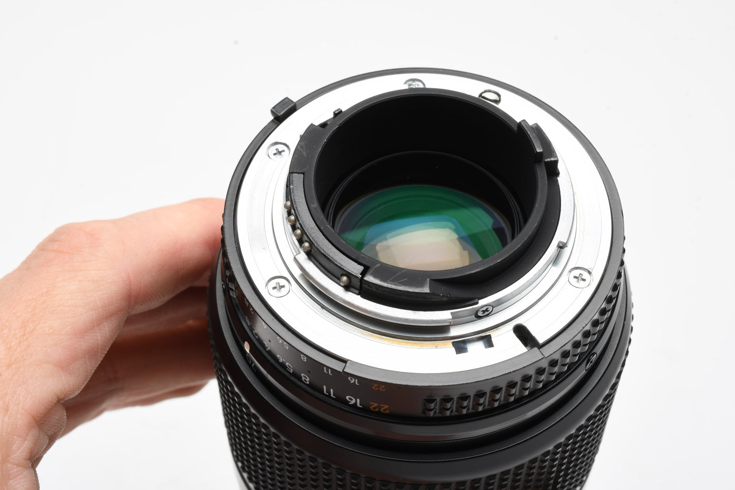 Nikon AF Nikkor 35-70mm f2.8 Macro zoom lens, Great glass, sharp! *Read