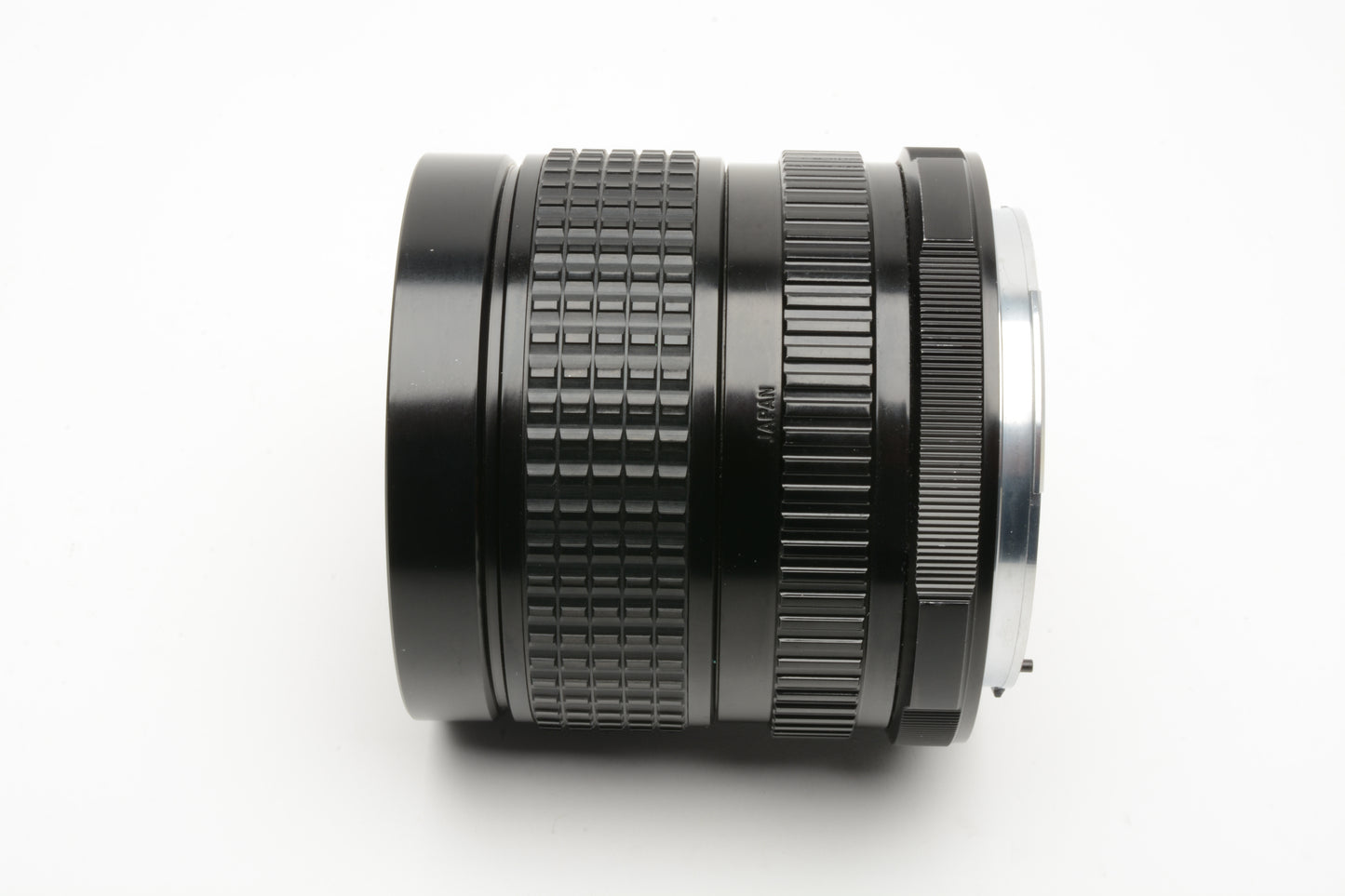 Pentax SMC 75mm f4.5 lens for Pentax 67, Latest version, caps, UV, Nice