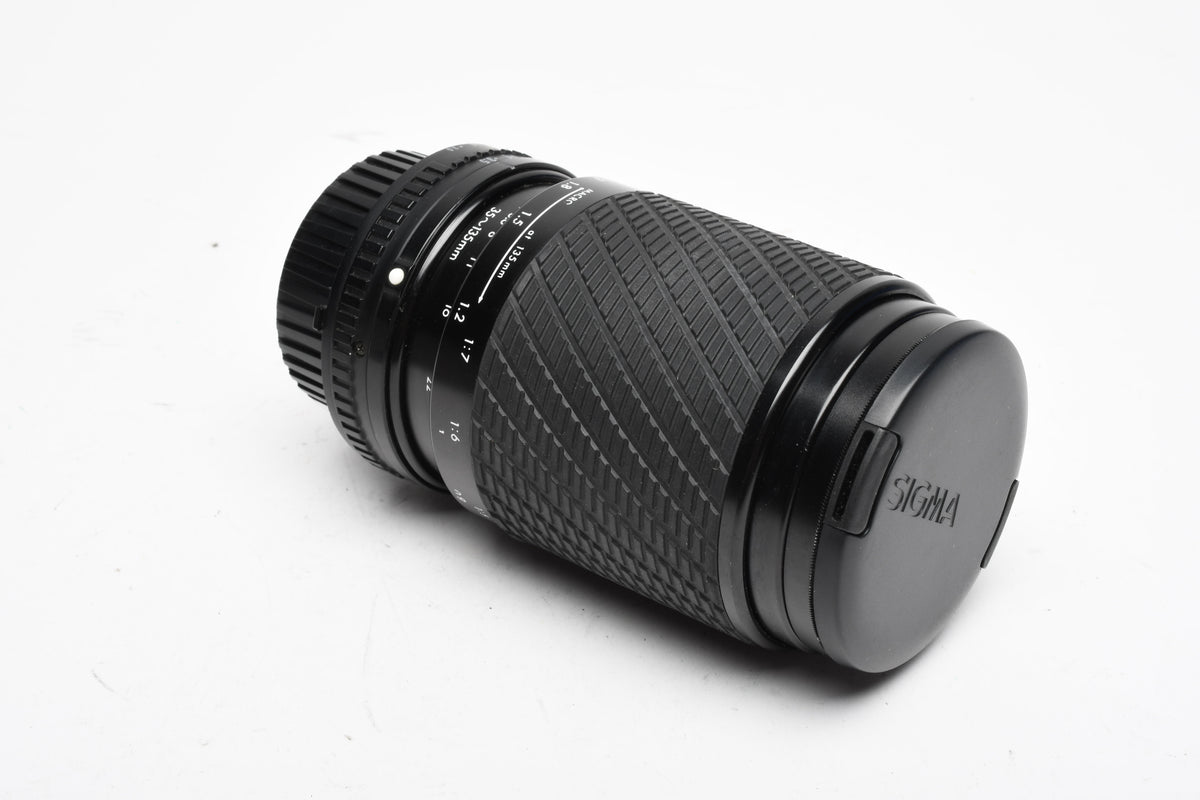 Sigma 35-135mm f3.5-4.5 zoom lens for Nikon Ai-S, Caps, Hood, UV, Nice