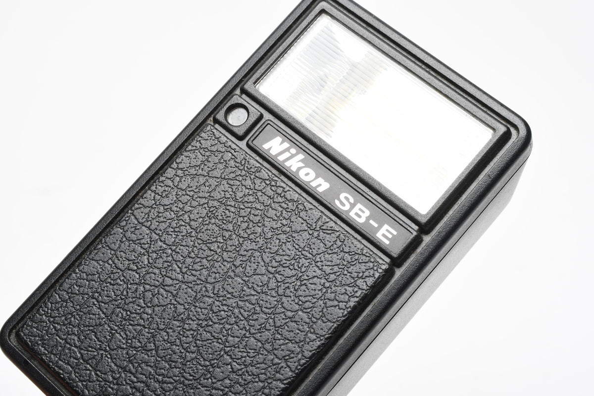 Nikon SB-E Speedlght flash, tested,  great