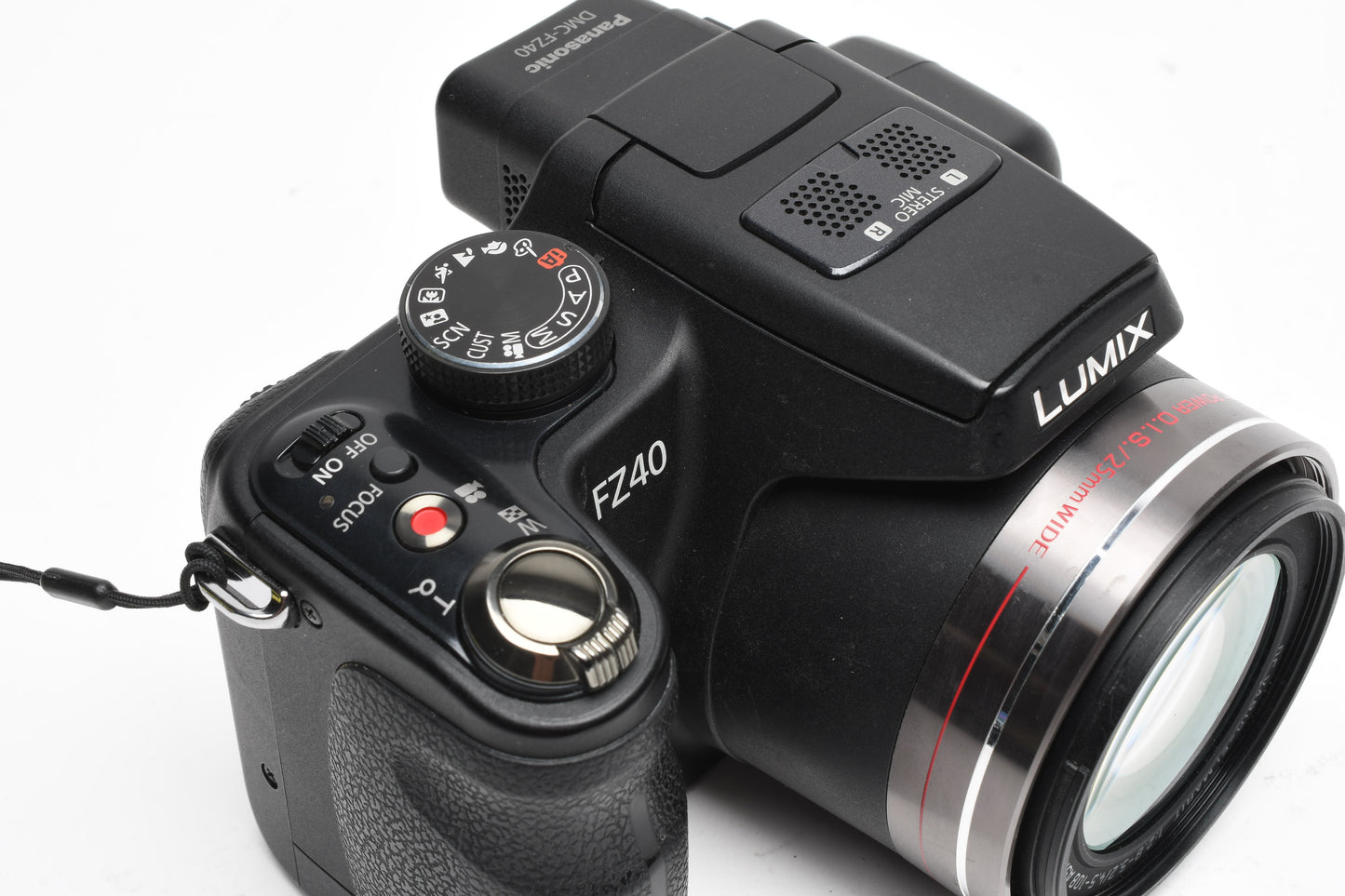 Panasonic Lumix DMC-FZ40 14MP Point&Shoot camera, batt+charger+strap, Tested