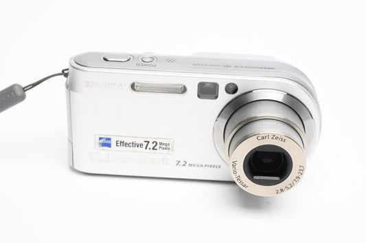 Sony CyberShot DSC-P200 7.2MP Digital Point&Shoot, Case, 256MB stick