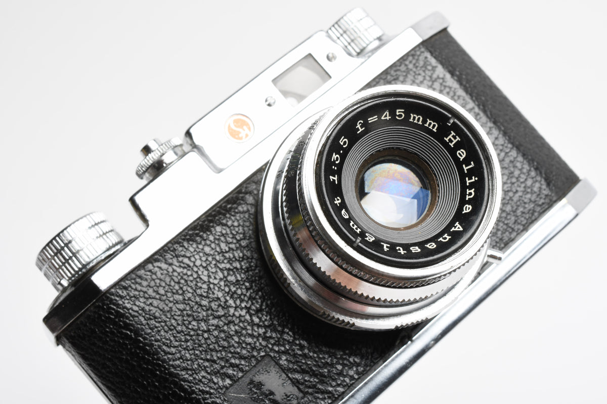 Halina 35X 35mm film Viewfinder Camera w/Halina Anastigmat F3.5 Lens, Vintage
