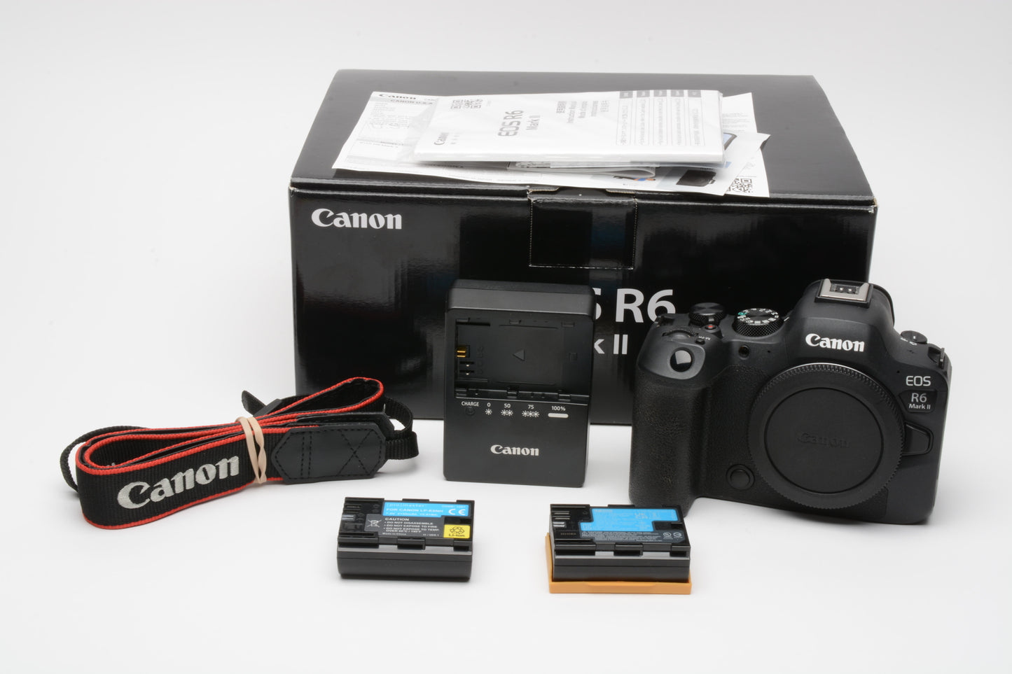 Canon EOS R6 Mark II Mirrorless camera w/Battery, charger, USB, box, USA