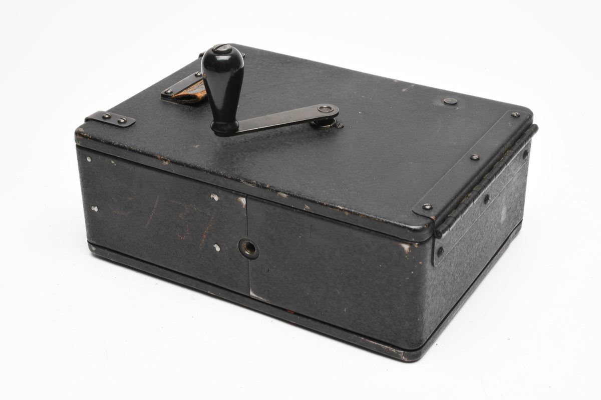 Movette 17.5mm Amateur Cine Camera, Vintage(1917)