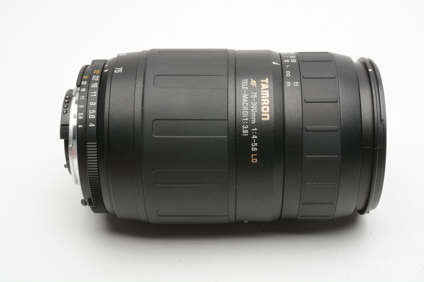 Tamron AF 75-300mm f4-5.6 LD Tele-Macro for Nikon AF 672D w/Hood, UV, Caps