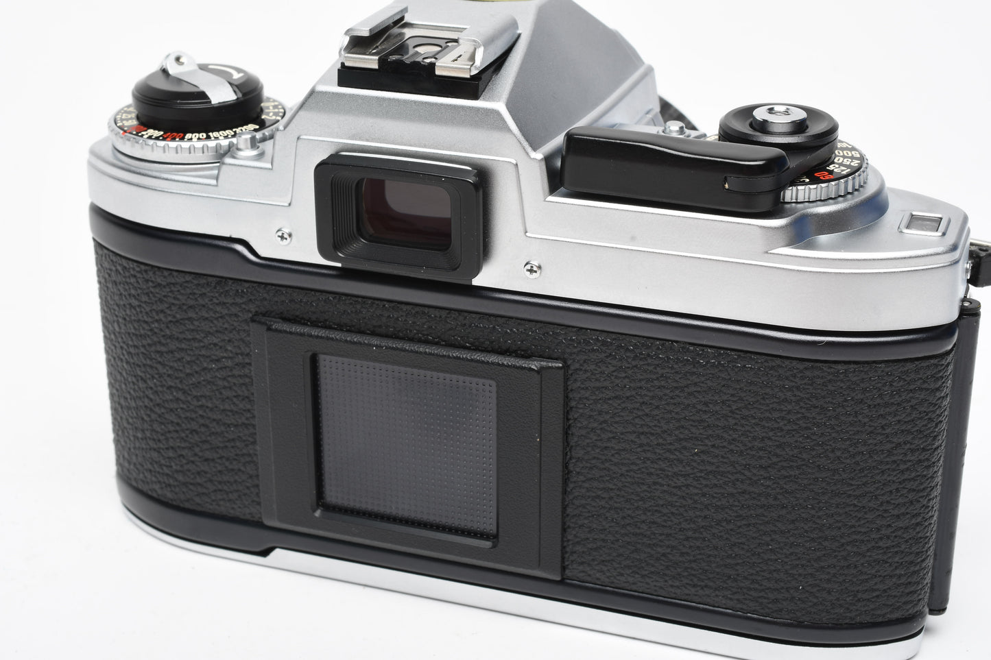 Nikon FG 35mm SLR w/Nikkor 50mm f1.8, New seals, Mint-