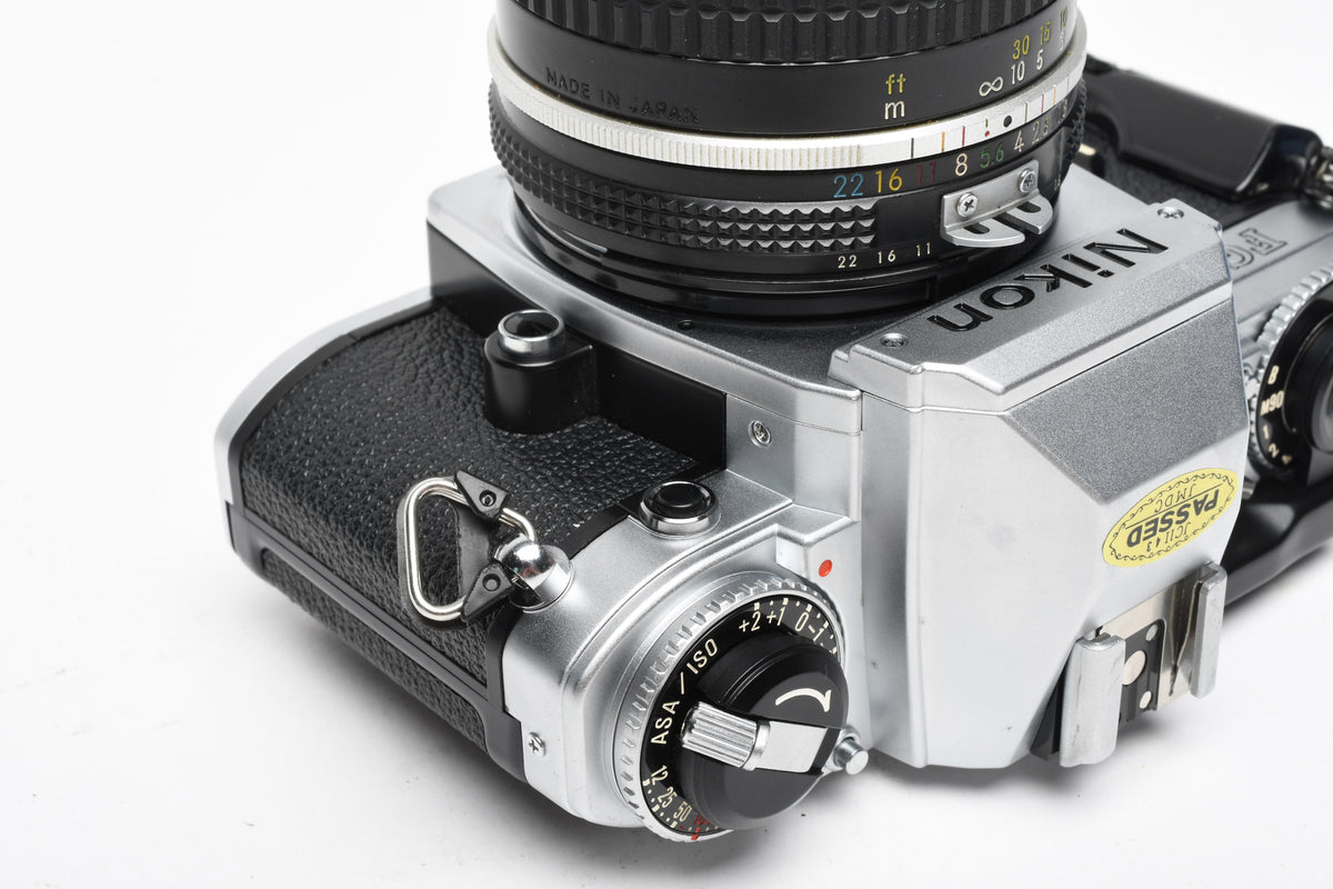 Nikon FG 35mm SLR w/Nikkor 50mm f1.8, New seals, Mint-