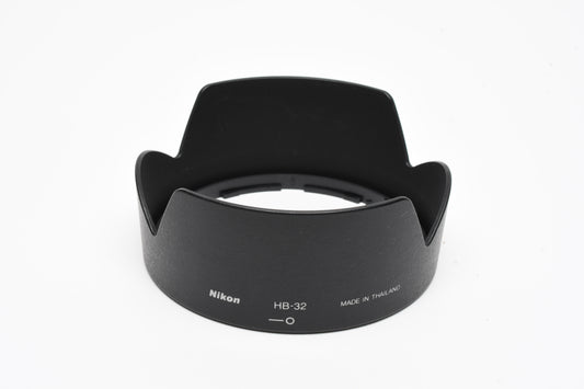Nikon HB-32 petal lens hood for several AF-S DX Nikkor lenses (see description)