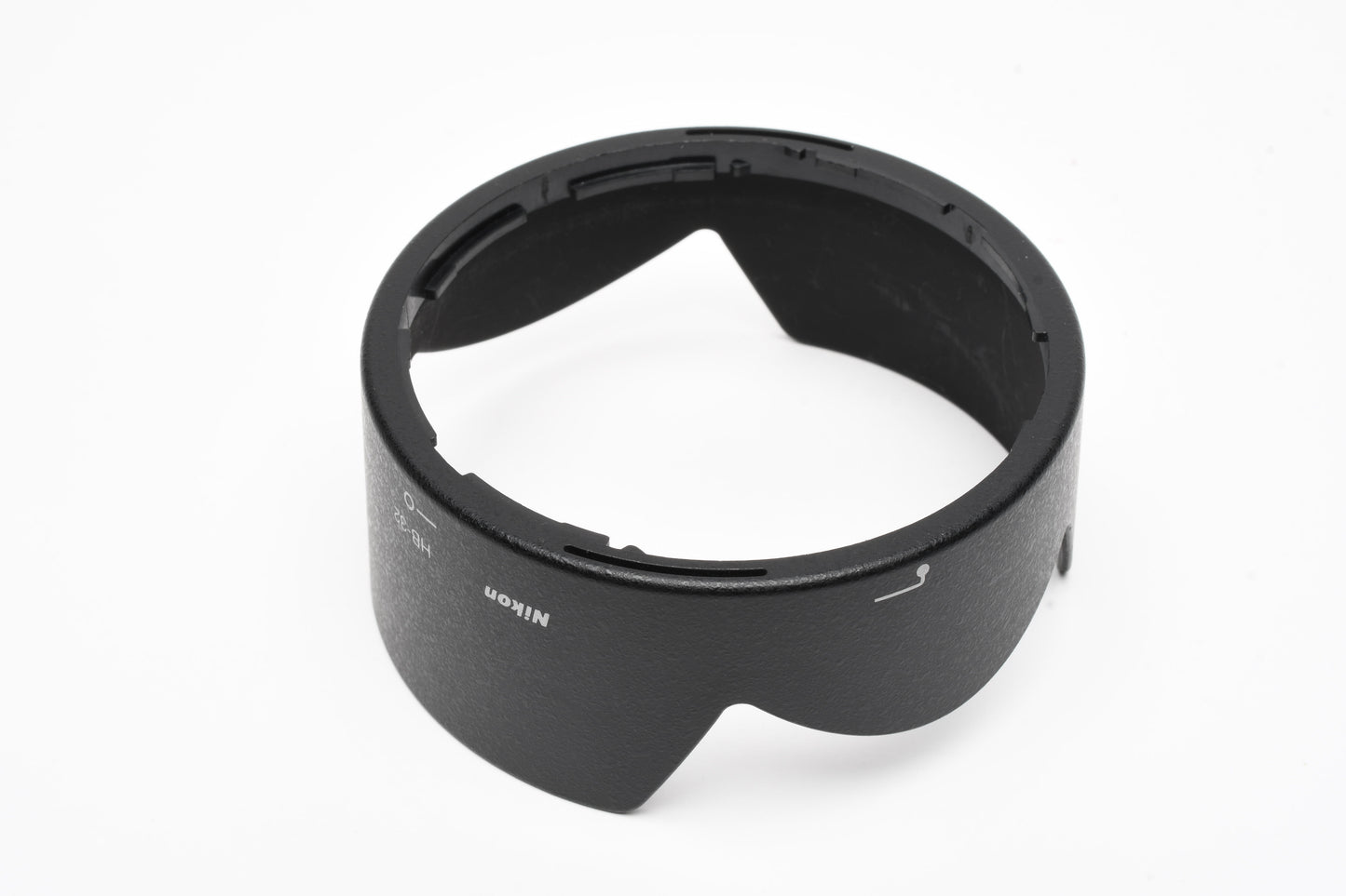 Nikon HB-32 petal lens hood for several AF-S DX Nikkor lenses (see description)