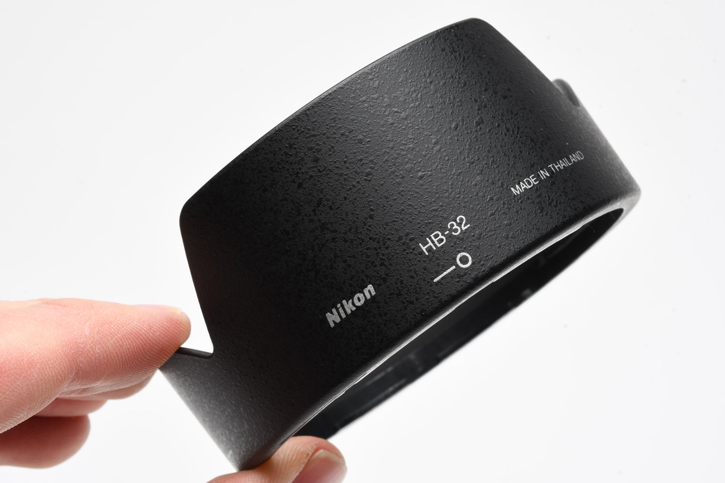 Nikon HB-32 petal lens hood for several AF-S DX Nikkor lenses (see description)