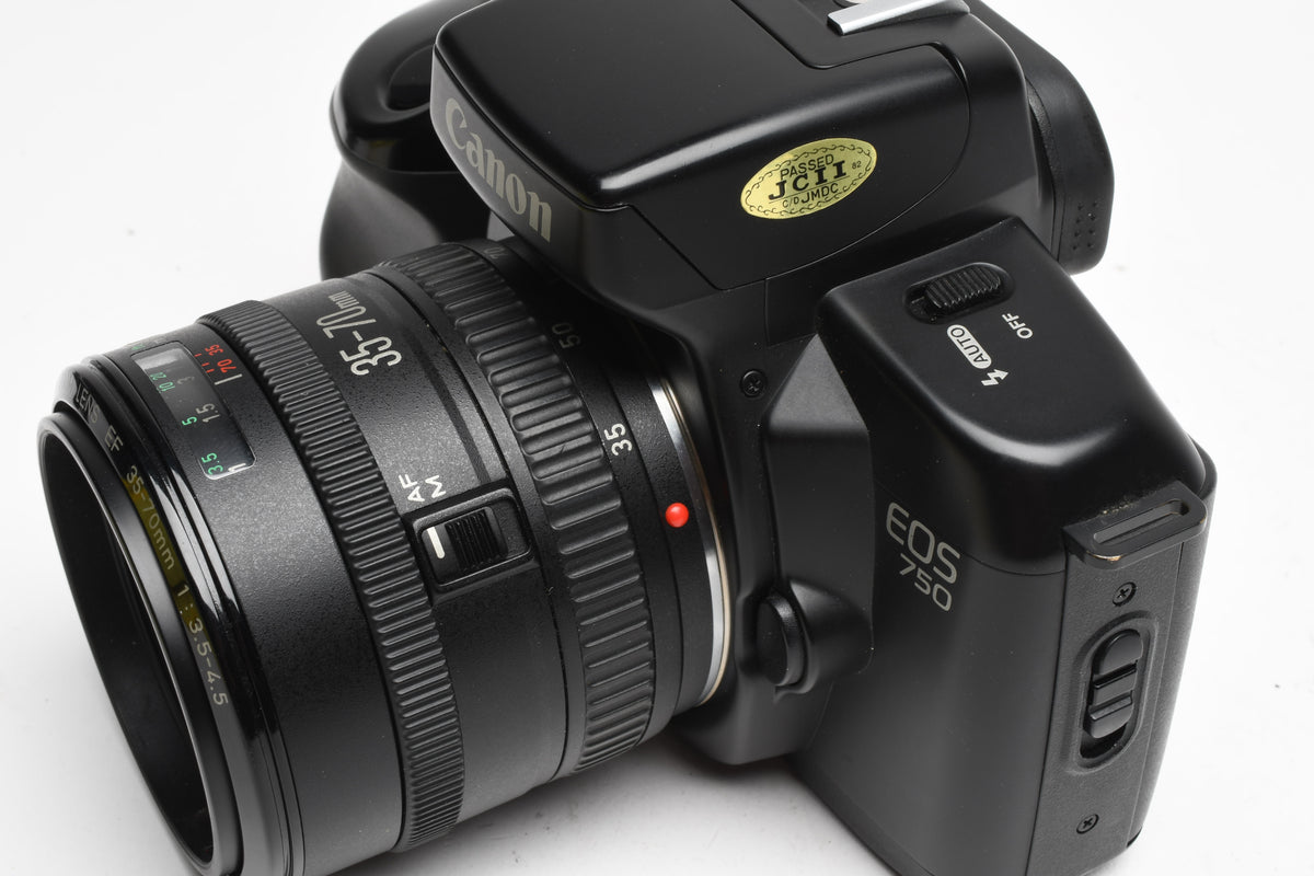 Canon EOS 750 35mm SLR w/35-70mm f3.5-4.5 Zoom Lens, Strap