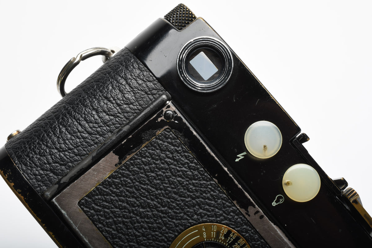 Leica M2 Black Paint Body, Timeless, Gorgeous, Great collector or User piece