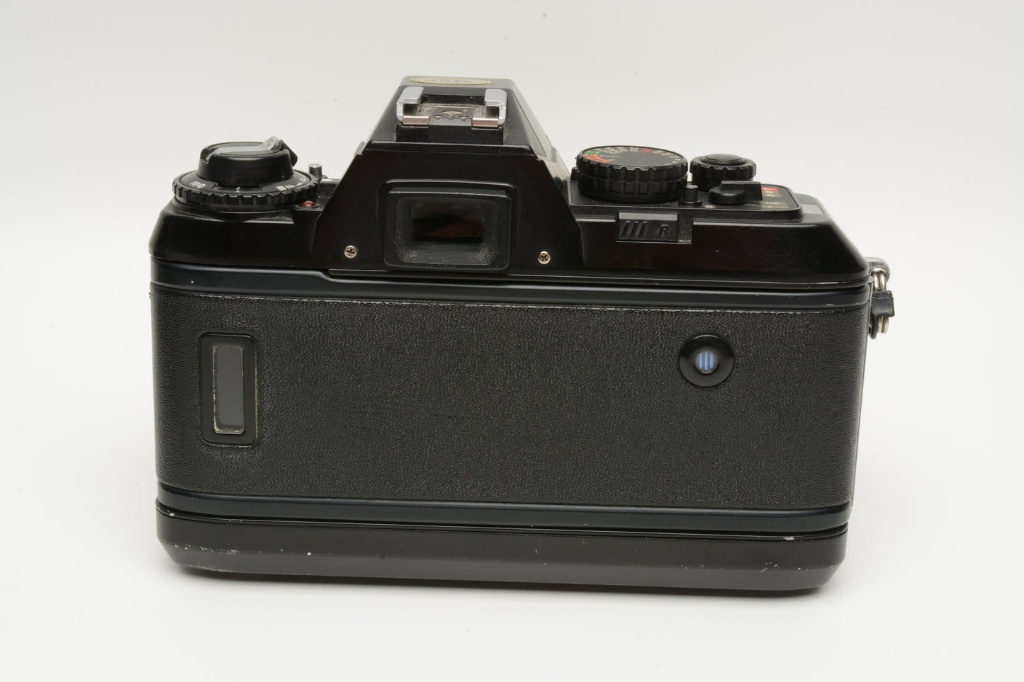 Nikon N2020 AF 35mm SLR w/35-70mm zoom lens, strap, Great!