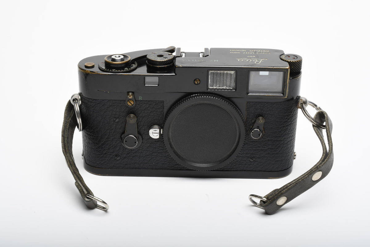Leica M2 Black Paint Body, Timeless, Gorgeous, Great collector or User piece