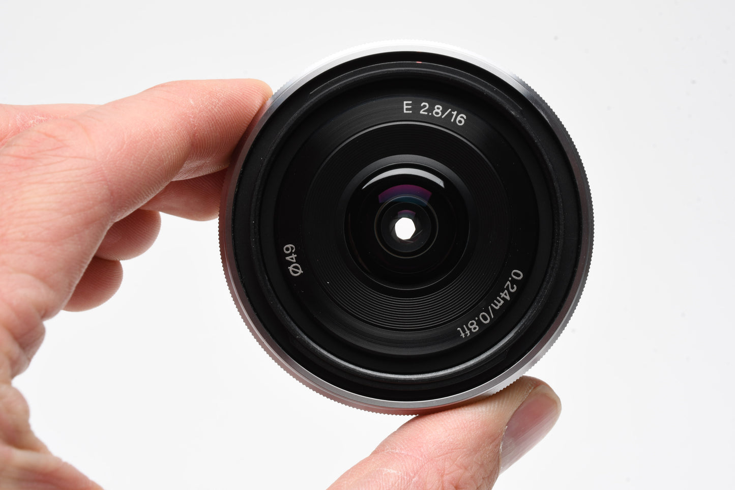 Sony 16mm f2.8 SEL16F28 wide angle E-mount lens, caps, boxed, Mint
