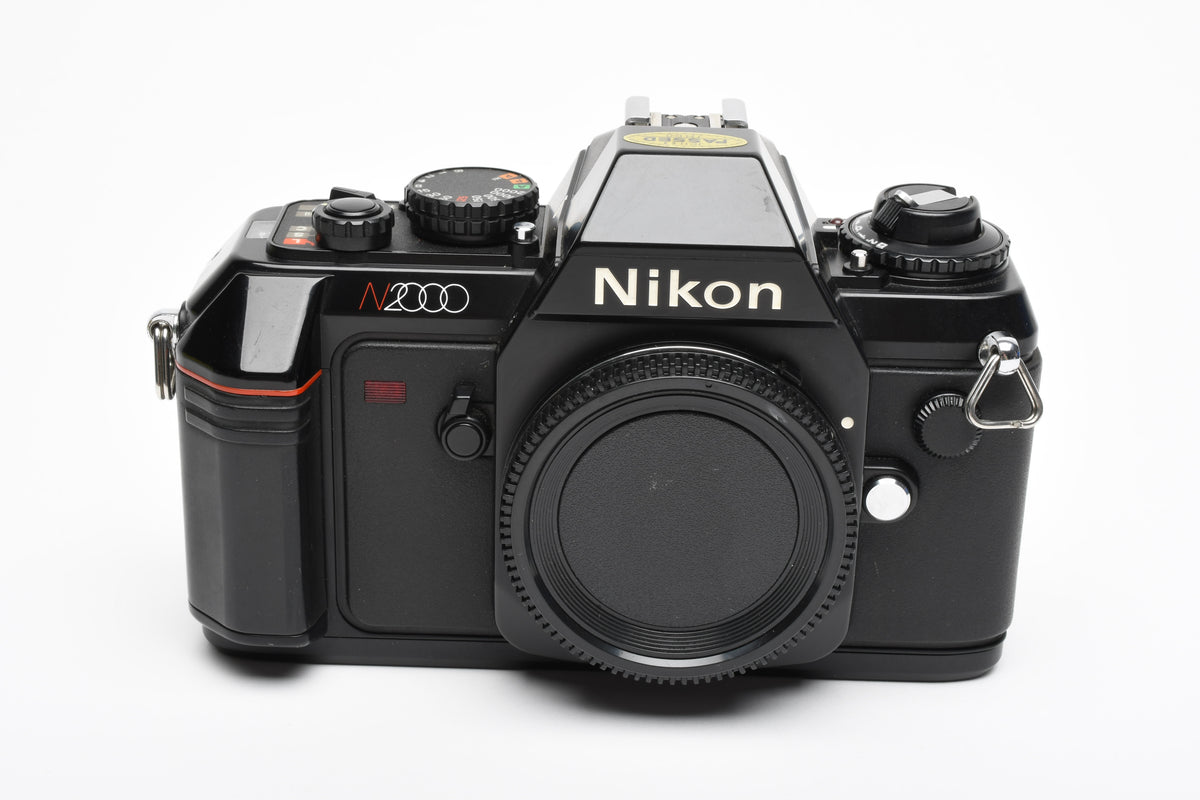 Nikon N2000 35mm SLR Body Only Tested, Great! w/Manual, Strap
